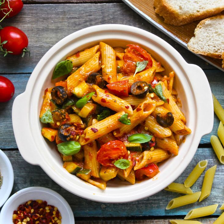 meals ideas for 2 year olds
Veggie Pasta with Tomato Sauce