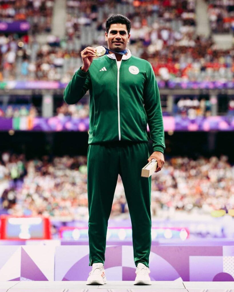 arshad nadeem olympic javelin champion